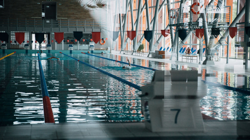 Saltwater vs. Chlorine: Which Kills a Tech Suit Faster?